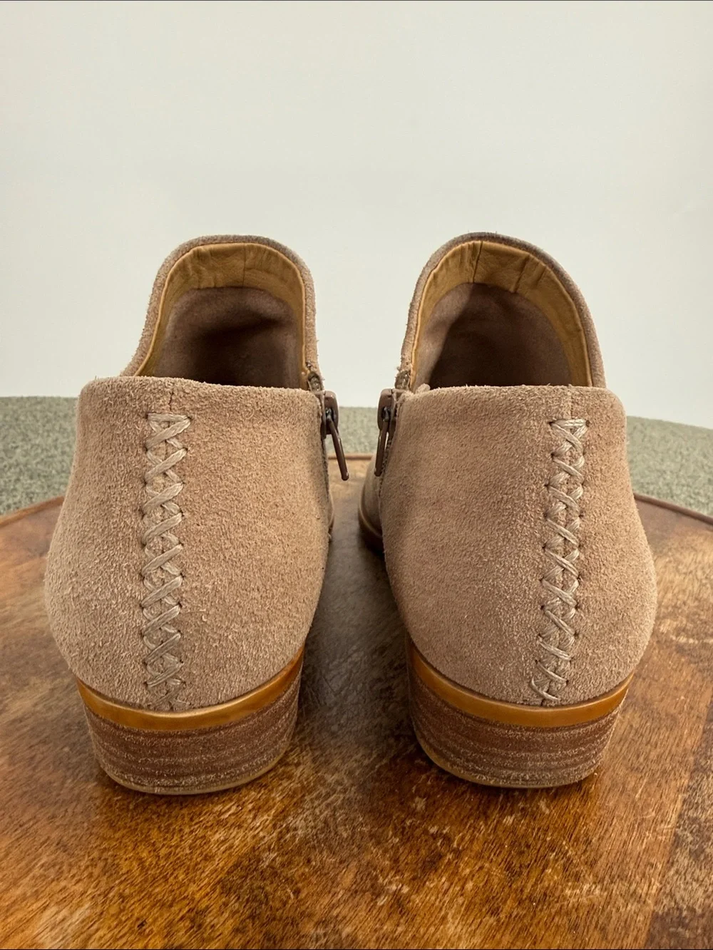 Lucky Brand Boots Wm 8 M Brett Beige Taupe Suede Low Heel Booties